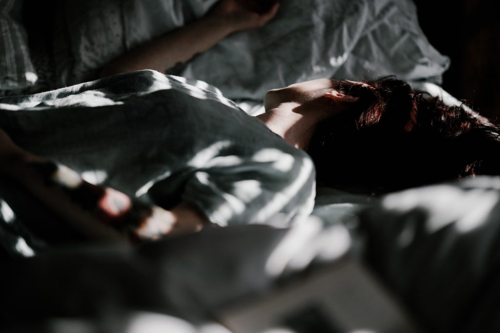 Sleep-Related Eating Disorder (SRED): What Is It, Types, Symptoms and Treatment